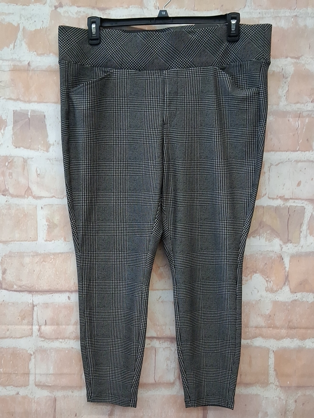 NWT torrid Black and Gray Glen Plaid Pants